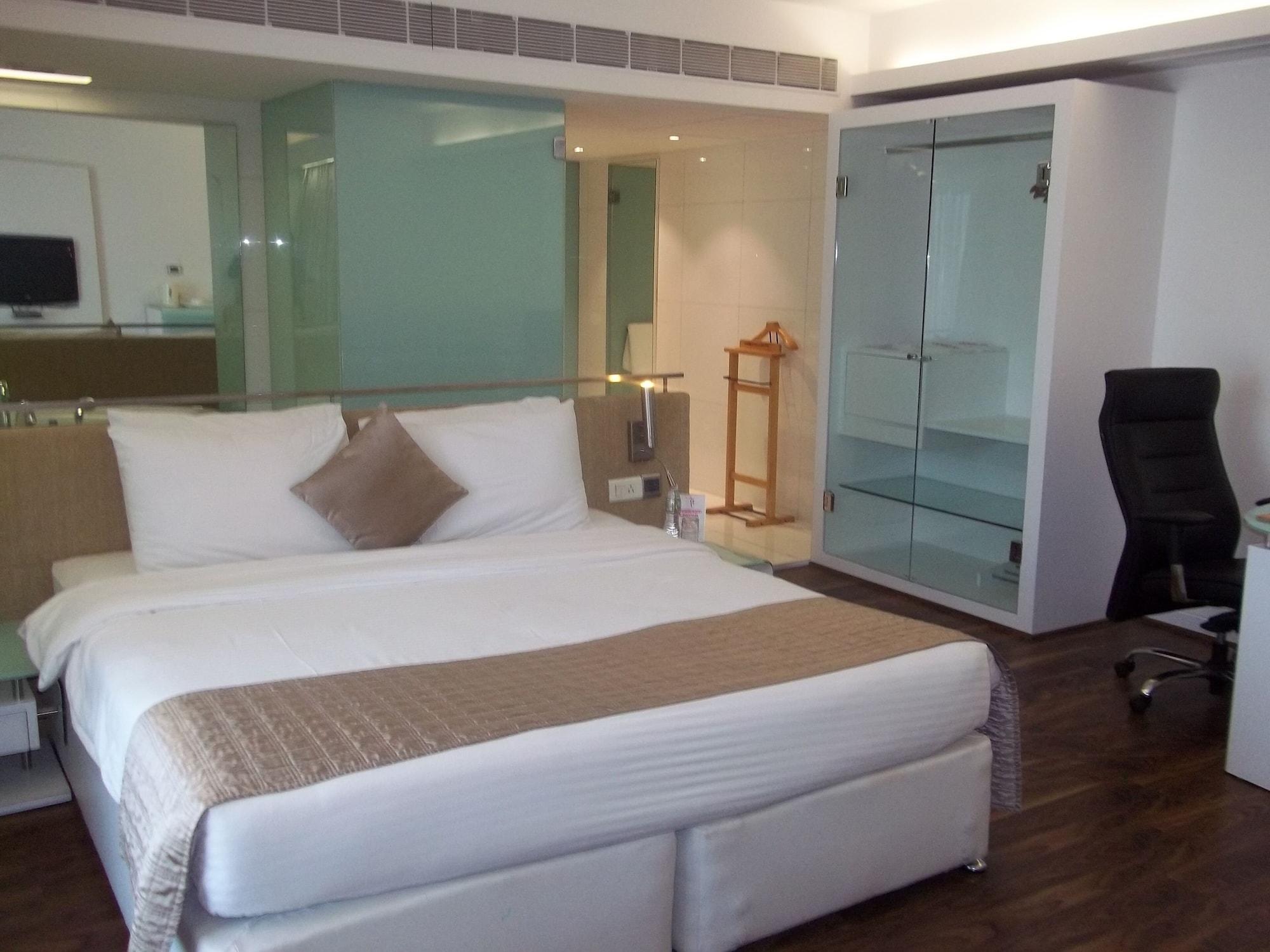 Welcomhotel By Itc Hotels, Ashram Road, Ahmedabad Exteriör bild