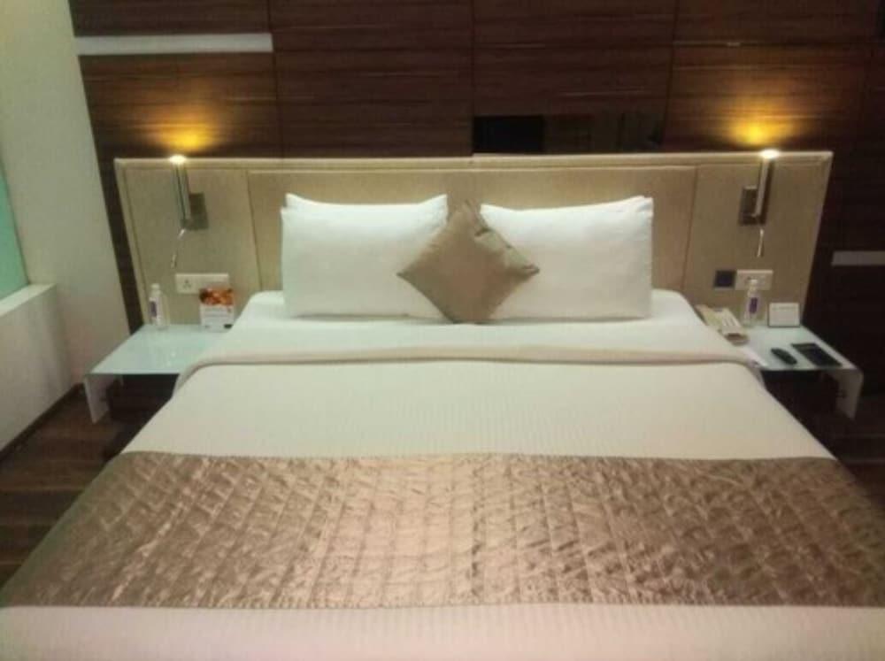 Welcomhotel By Itc Hotels, Ashram Road, Ahmedabad Exteriör bild