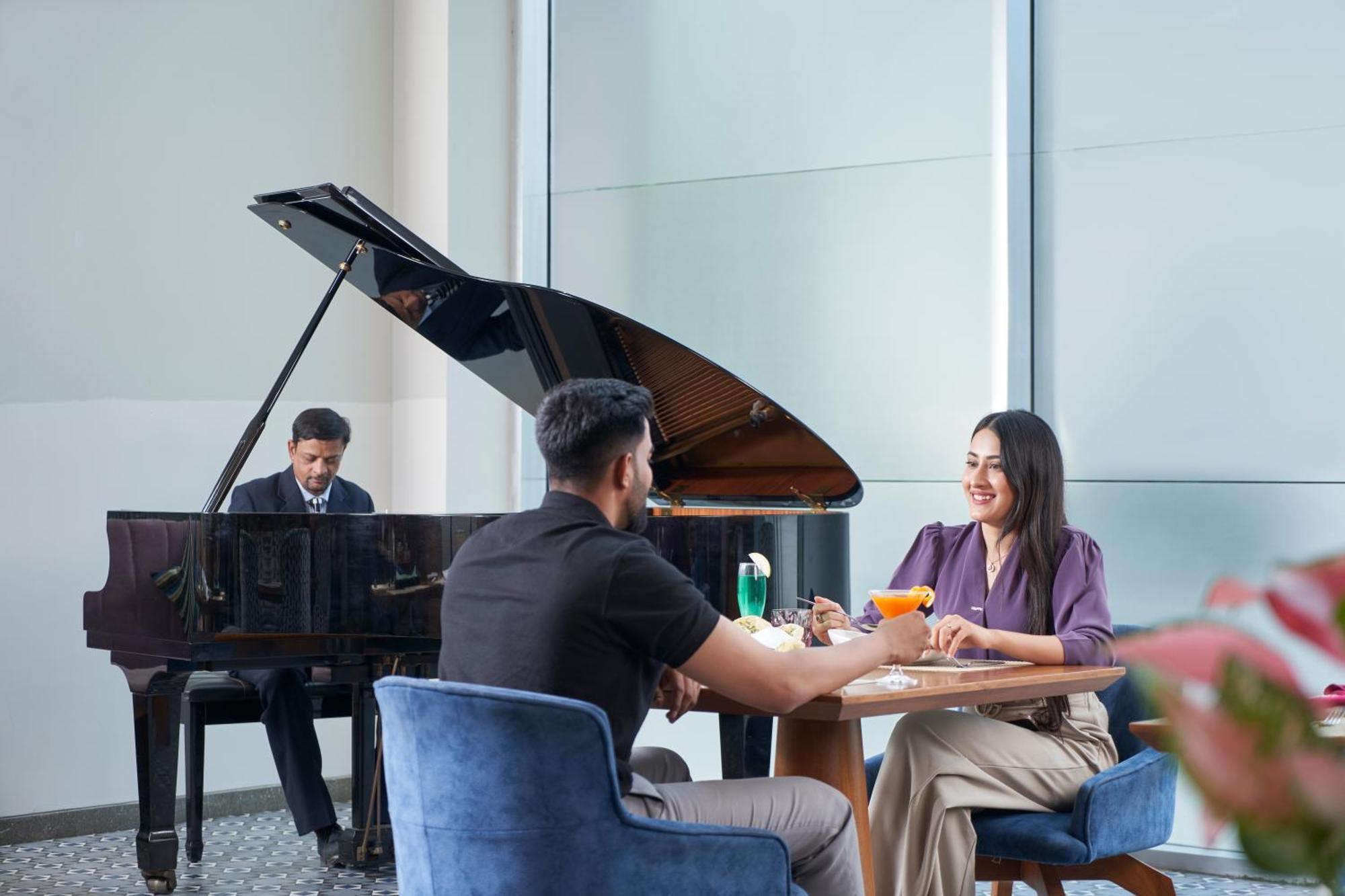 Welcomhotel By Itc Hotels, Ashram Road, Ahmedabad Exteriör bild